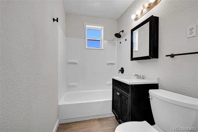 1526 Main Street Louisville, CO 80027
