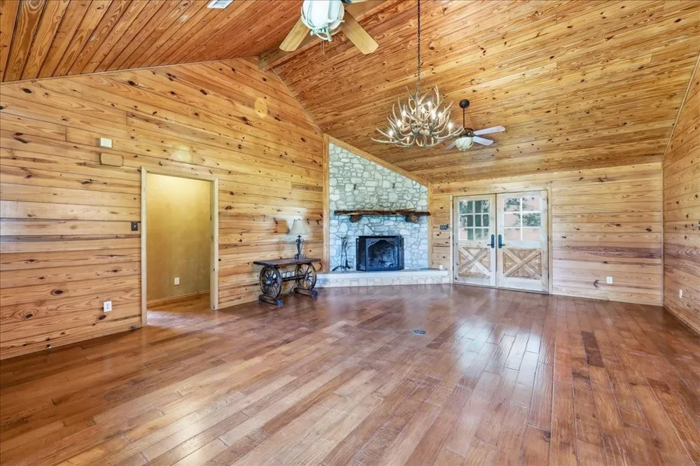 13480 Craigen Road Beaumont, TX 77705