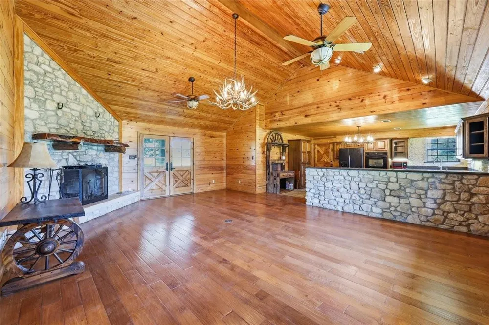 13480 Craigen Road Beaumont, TX 77705