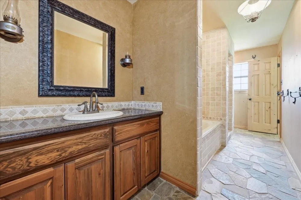 13480 Craigen Road Beaumont, TX 77705