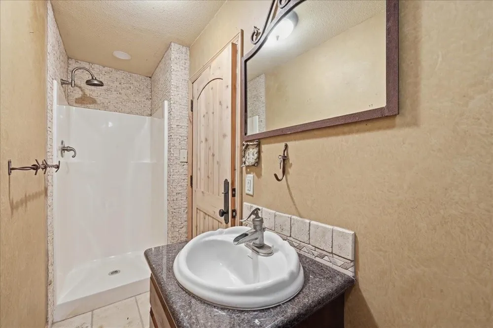 13480 Craigen Road Beaumont, TX 77705