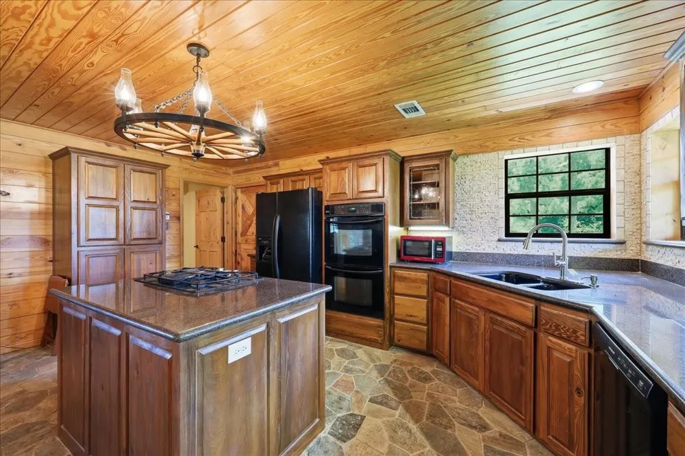 13480 Craigen Road Beaumont, TX 77705