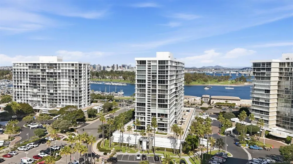 1810 Avenida Del Mundo #1106 Coronado, CA 92118