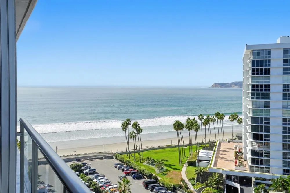 1810 Avenida Del Mundo #1106 Coronado, CA 92118