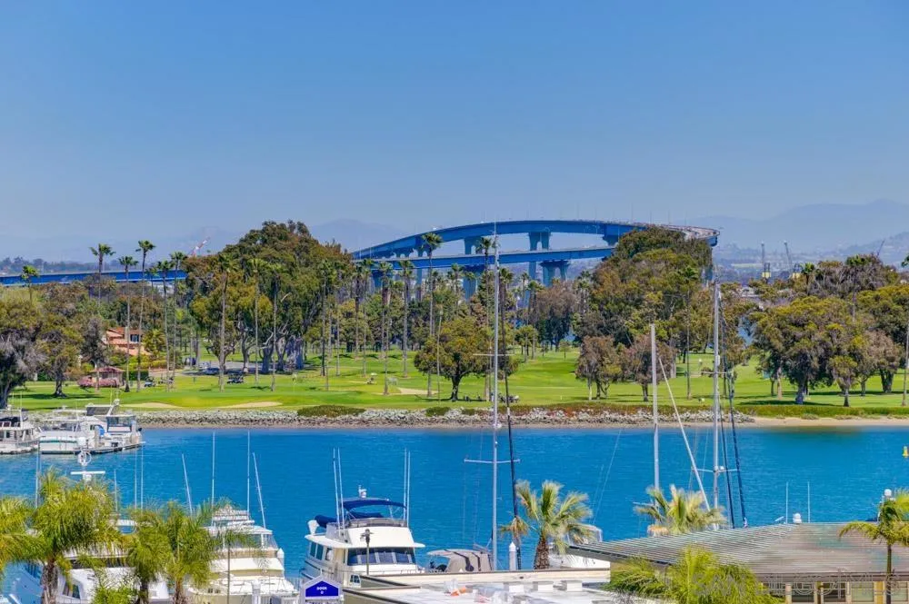 1810 Avenida Del Mundo #1106 Coronado, CA 92118