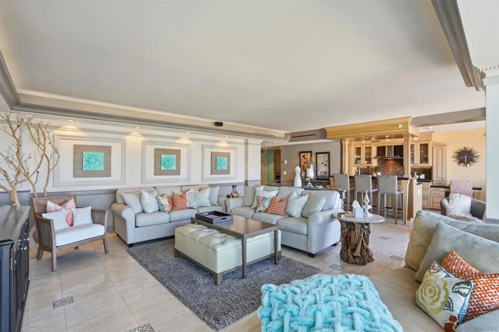 1810 Avenida Del Mundo #1106 Coronado, CA 92118