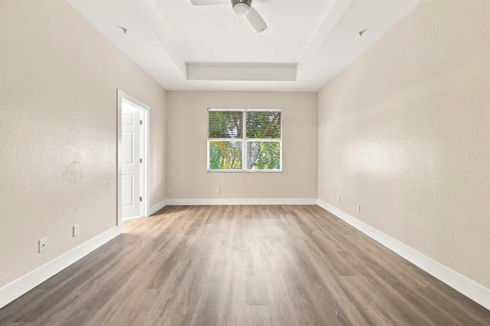 813 Pipers Cay Drive West Palm Beach, FL 33415