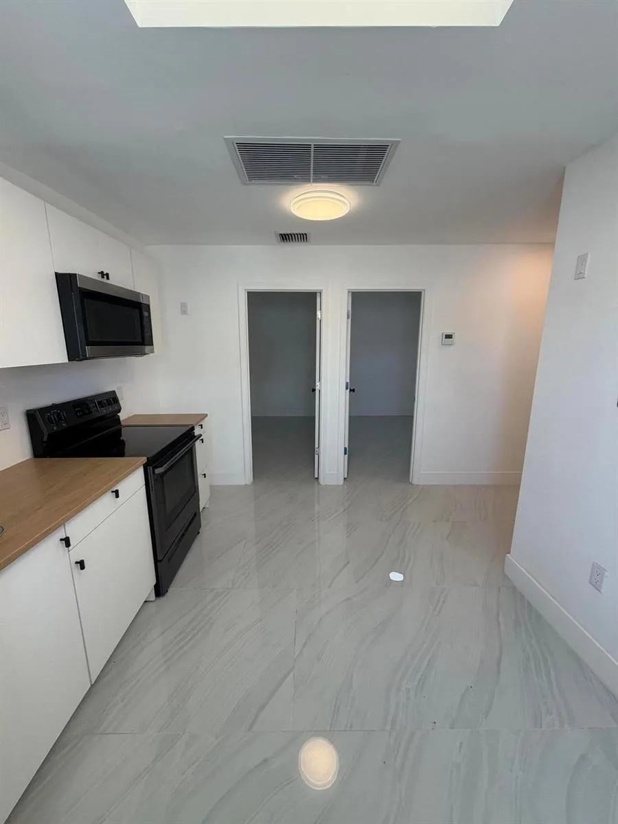 8211 BISCAYNE BOULEVARD #1 Miami, FL 33138
