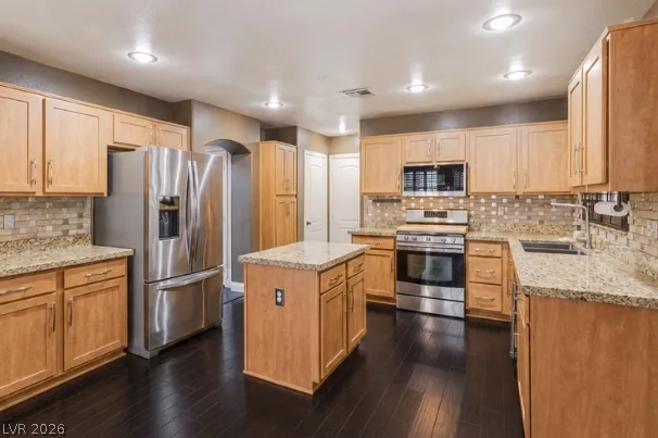 4653 Grand Rock Drive North Las Vegas, NV 89081