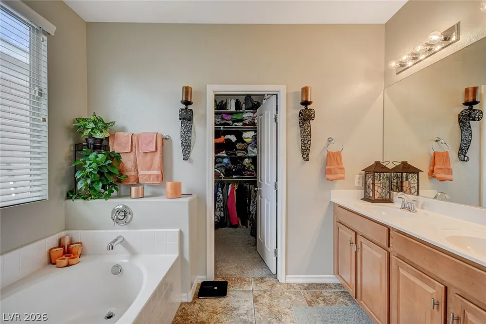 10335 Rugged Mountain Avenue Las Vegas, NV 89166