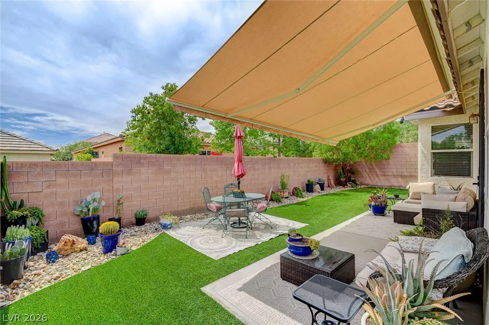 10335 Rugged Mountain Avenue Las Vegas, NV 89166