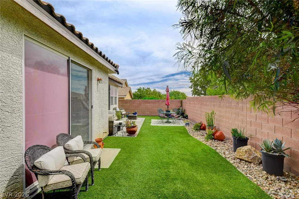 10335 Rugged Mountain Avenue Las Vegas, NV 89166