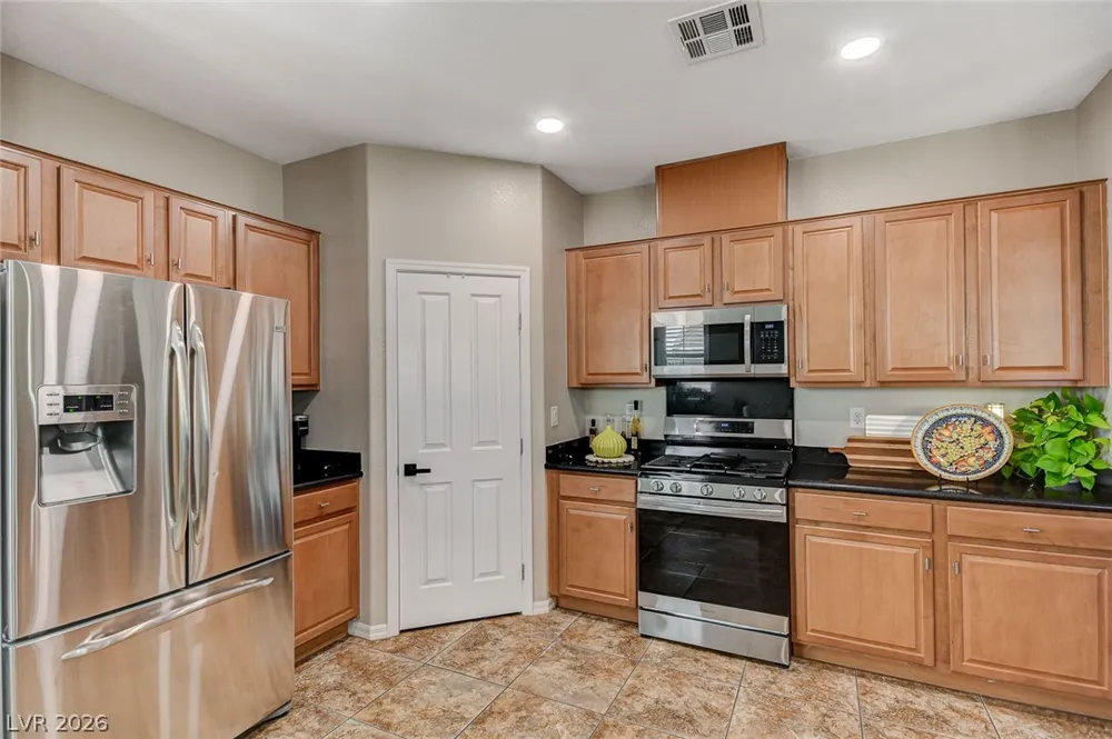 10335 Rugged Mountain Avenue Las Vegas, NV 89166