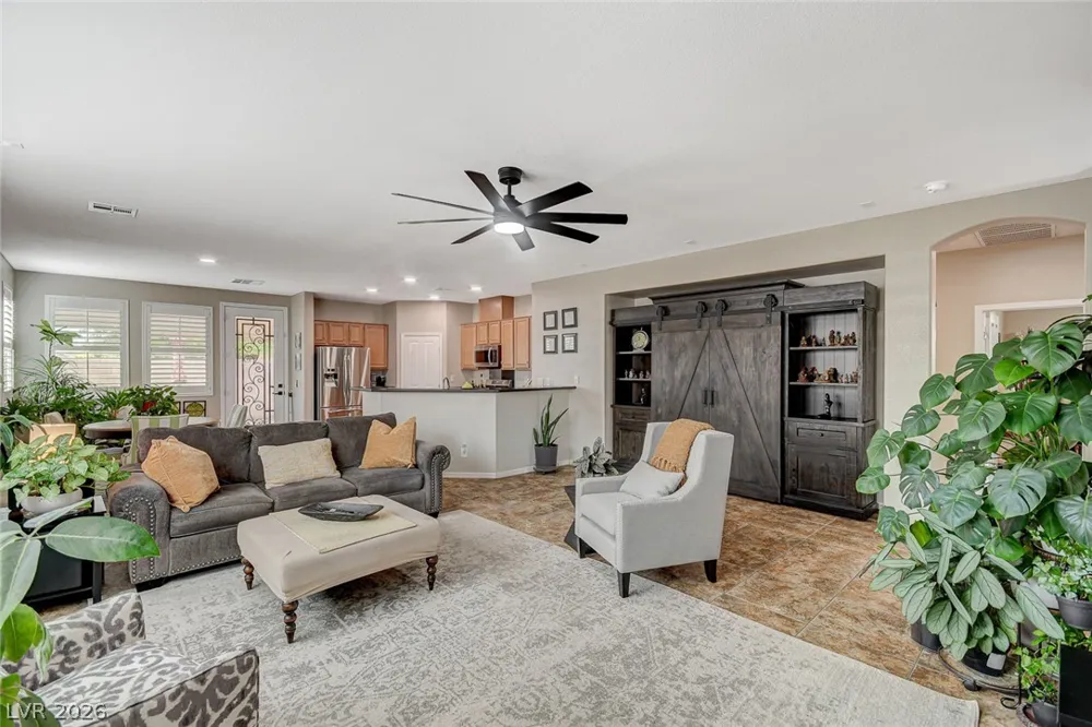 10335 Rugged Mountain Avenue Las Vegas, NV 89166