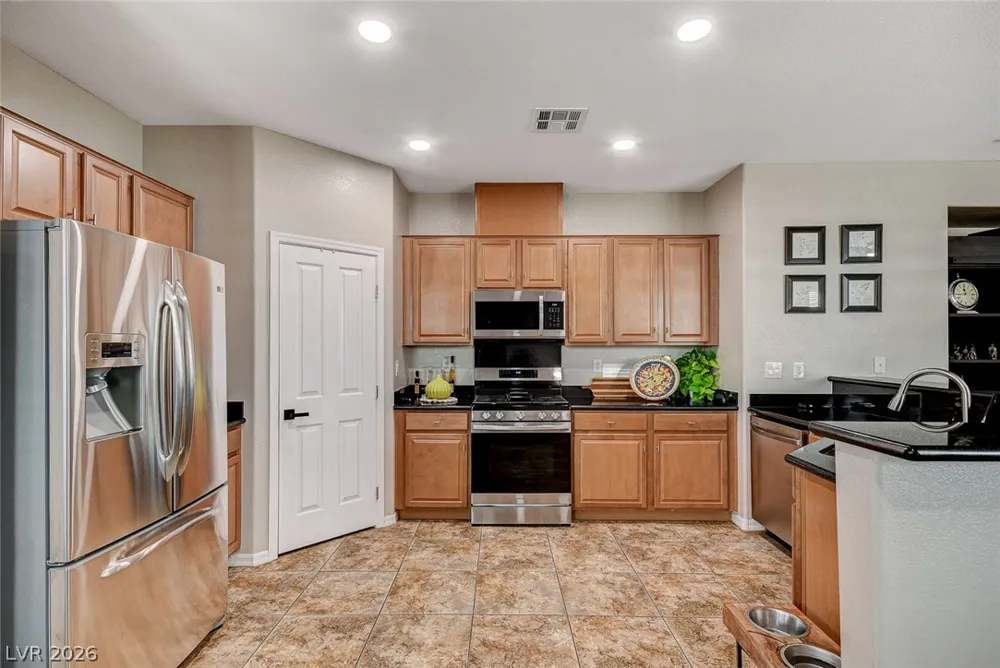 10335 Rugged Mountain Avenue Las Vegas, NV 89166