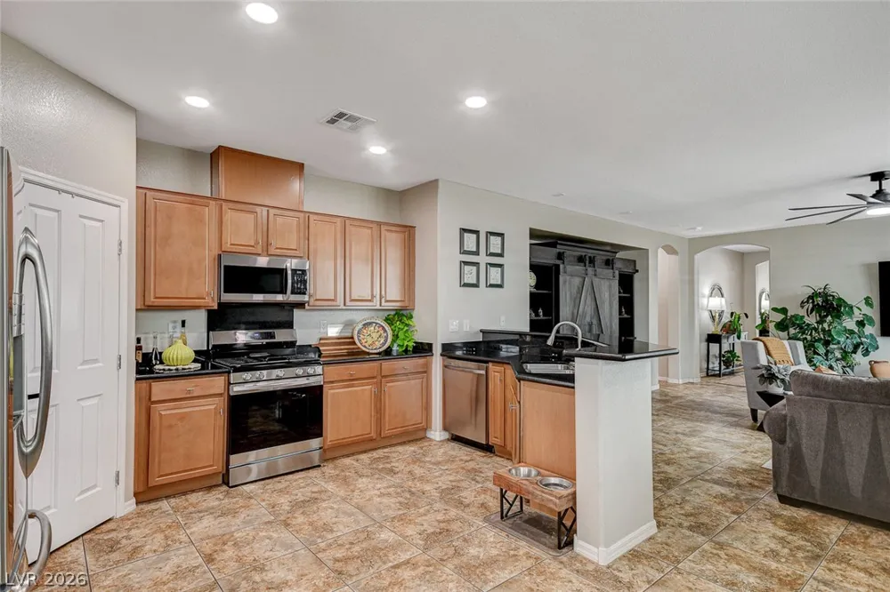 10335 Rugged Mountain Avenue Las Vegas, NV 89166
