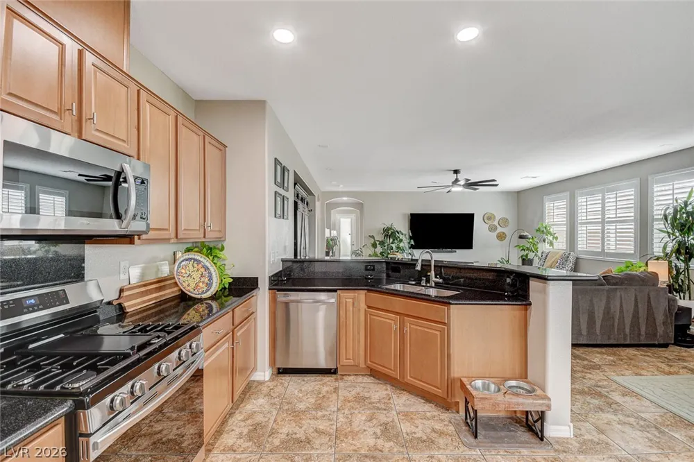 10335 Rugged Mountain Avenue Las Vegas, NV 89166