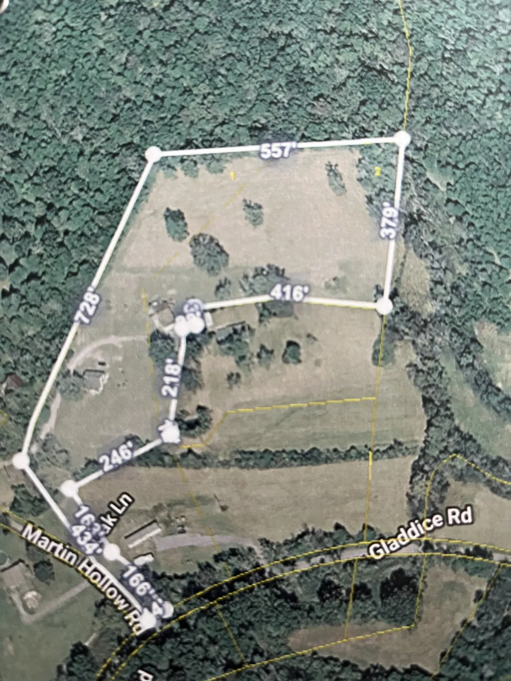 8 Oak Ln Pleasant Shade, TN 37145