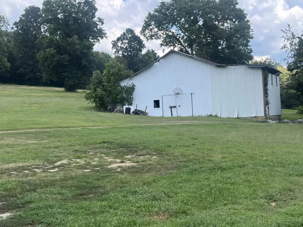 8 Oak Ln Pleasant Shade, TN 37145