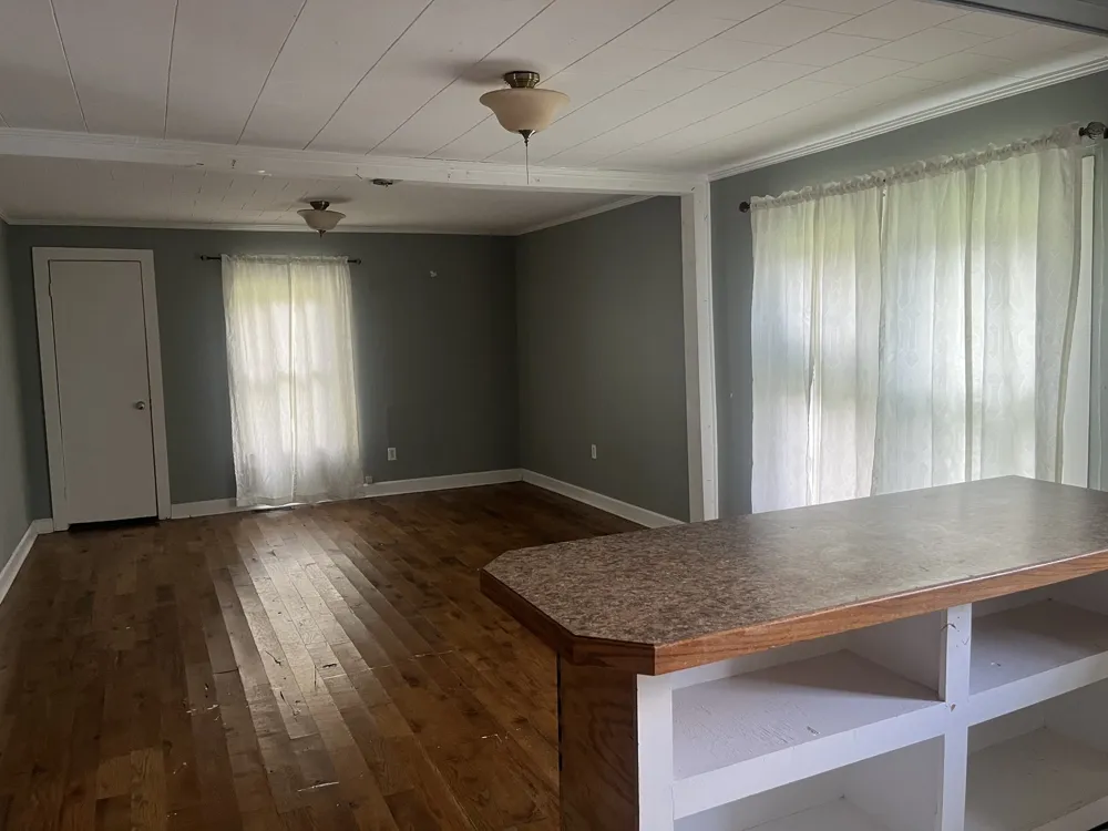 8 Oak Ln Pleasant Shade, TN 37145