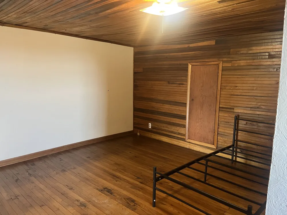 8 Oak Ln Pleasant Shade, TN 37145