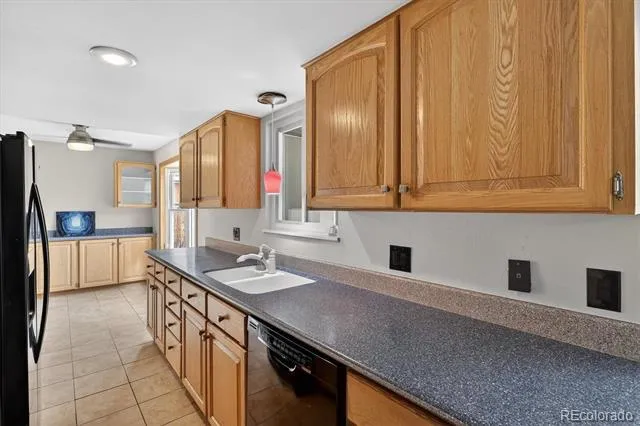 4638 S Kittredge Street Aurora, CO 80015