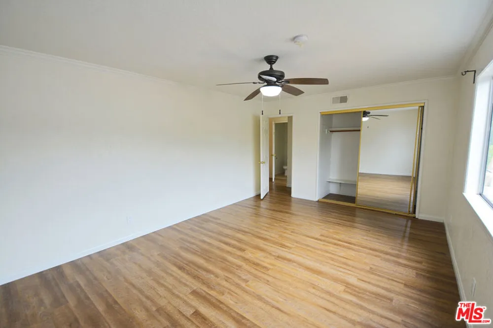3630 2nd Avenue Glendale, CA 91214