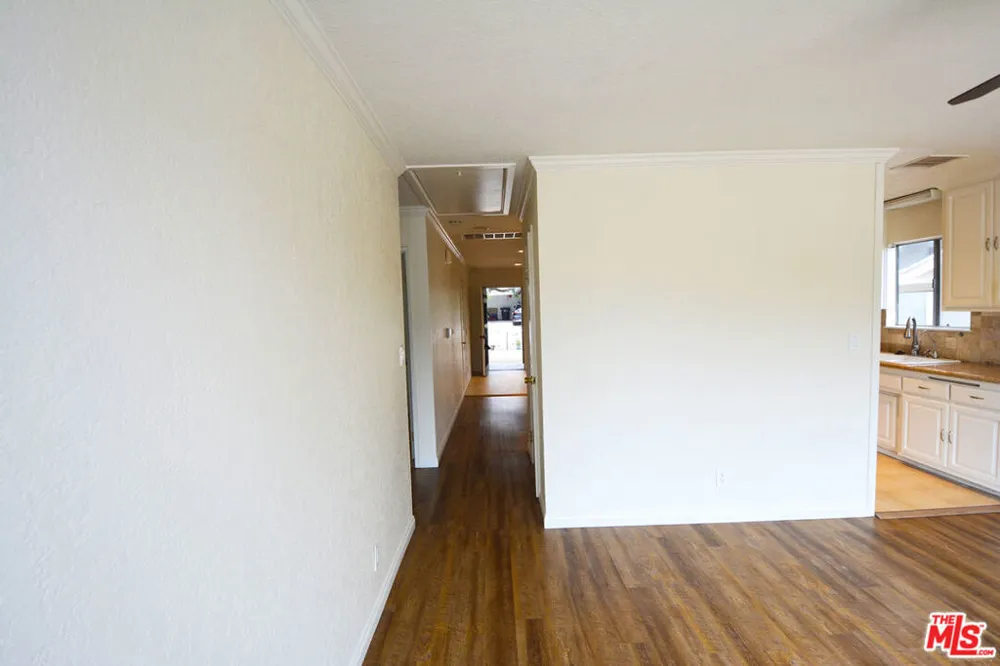 3630 2nd Avenue Glendale, CA 91214