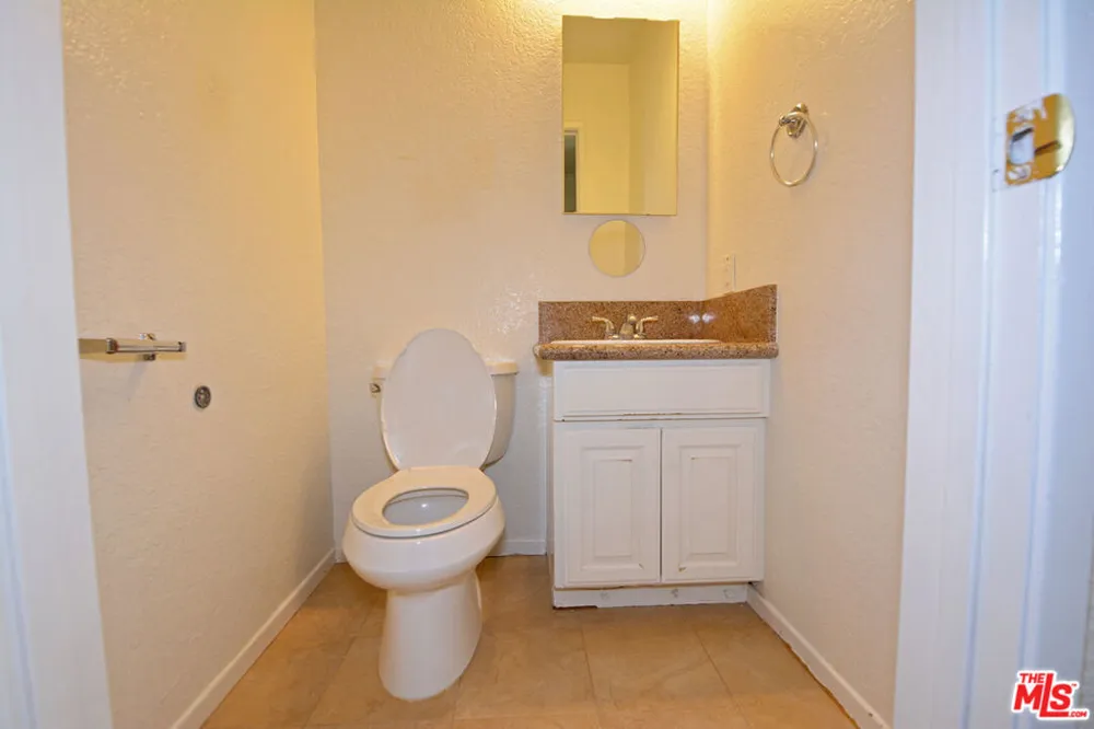 3630 2nd Avenue Glendale, CA 91214