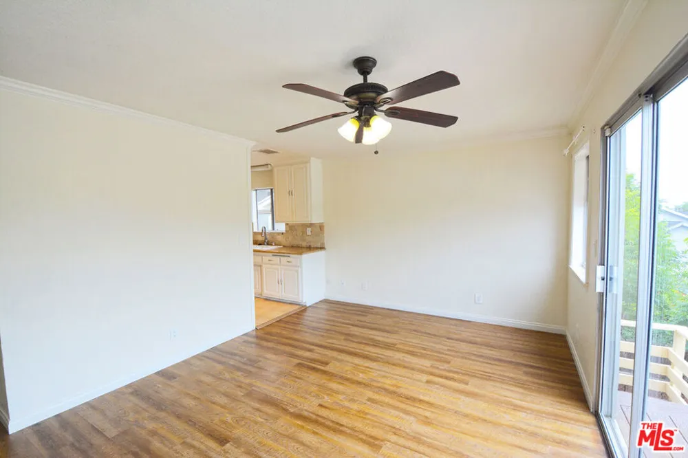 3630 2nd Avenue Glendale, CA 91214