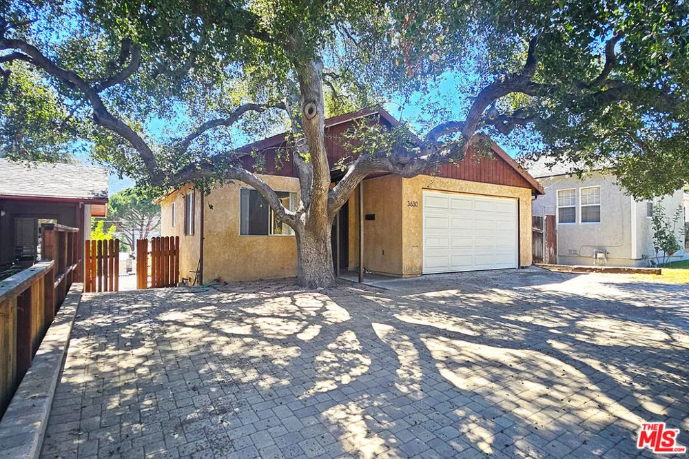 3630 2nd Avenue Glendale, CA 91214