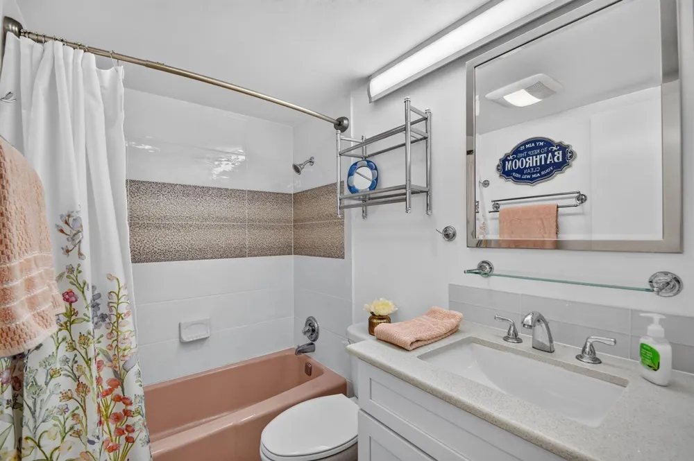 2880 LAKE OSBORNE DRIVE #203 