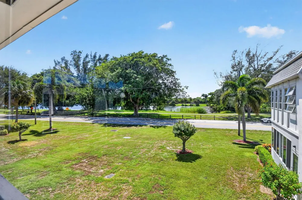 2880 LAKE OSBORNE DRIVE #203 