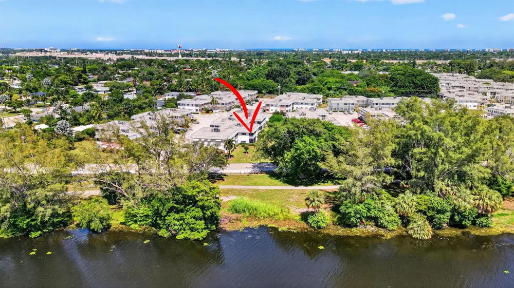 2880 LAKE OSBORNE DRIVE #203 