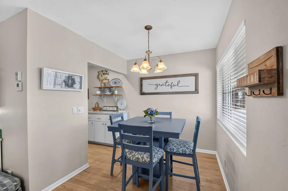2880 LAKE OSBORNE DRIVE #203 