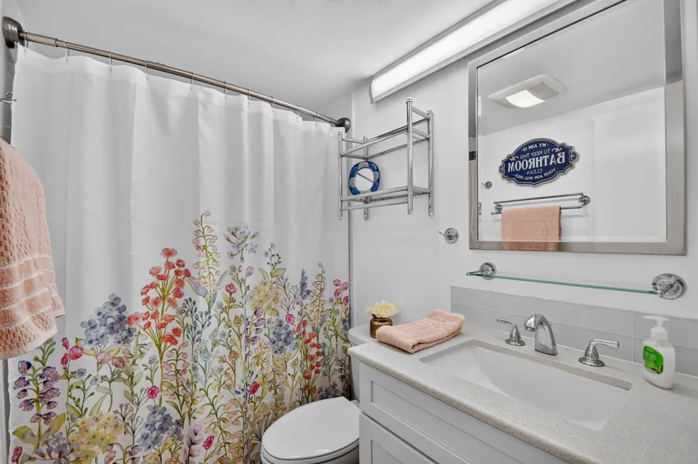 2880 LAKE OSBORNE DRIVE #203 