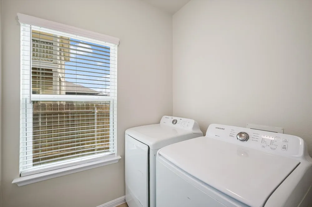 16309 Fetching Avenue Manor, TX 78653