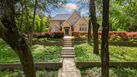 1254 Whispering Oaks Drive