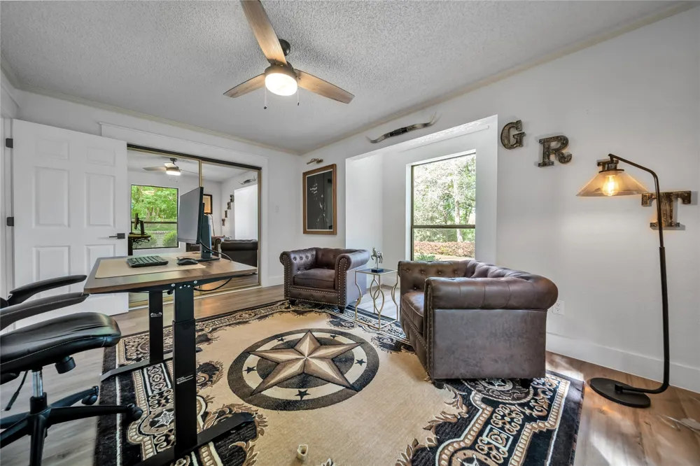 1254 Whispering Oaks Drive DeSoto, TX 75115