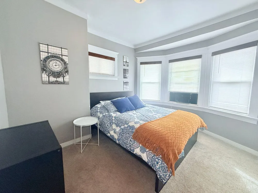 1610 Clarewood Avenue Cincinnati, OH 45207
