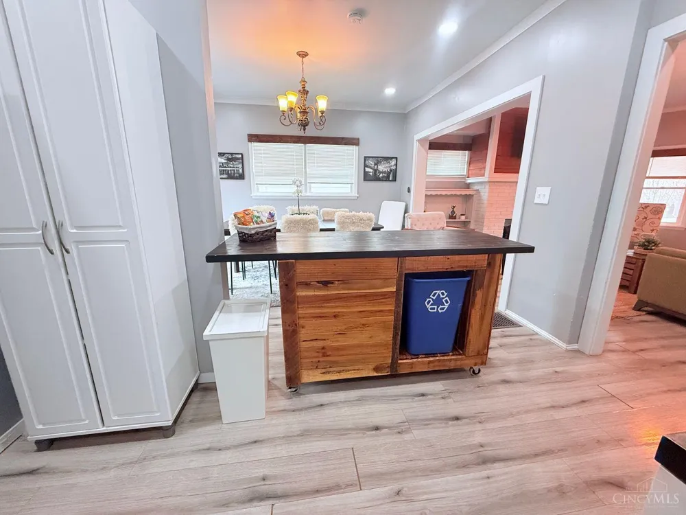 1610 Clarewood Avenue Cincinnati, OH 45207