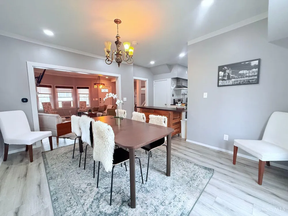1610 Clarewood Avenue Cincinnati, OH 45207