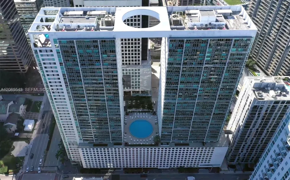 55 SE 6th St #4305 Miami, FL 33131