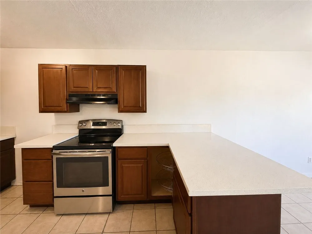 1004 Austin Street #5 Portland, TX 78374
