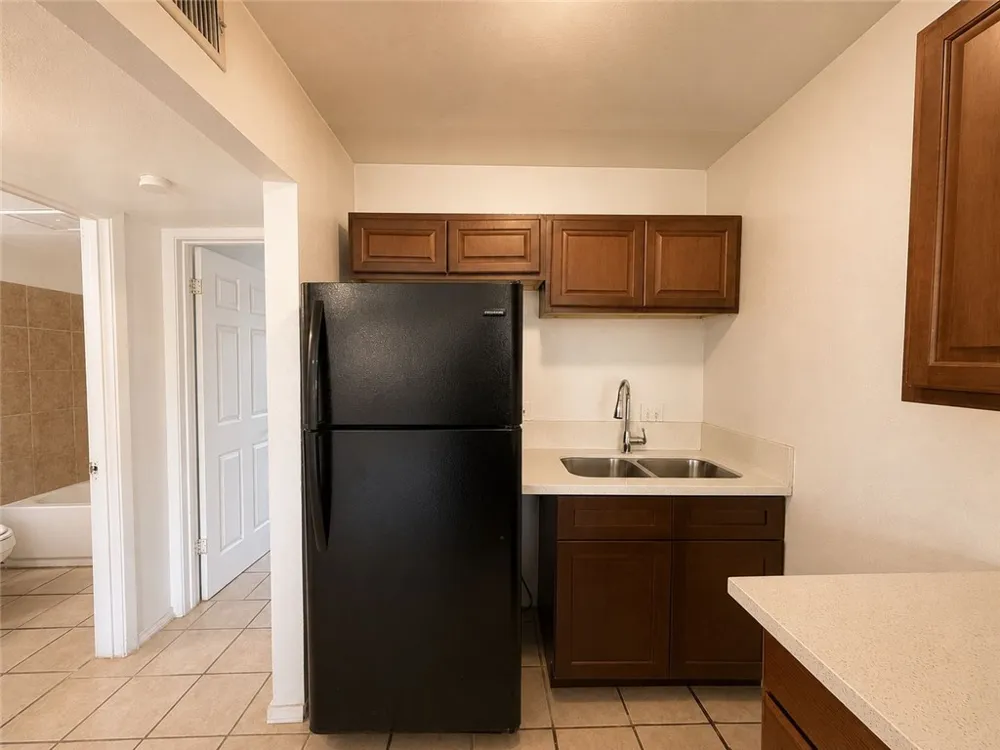 1004 Austin Street #5 Portland, TX 78374