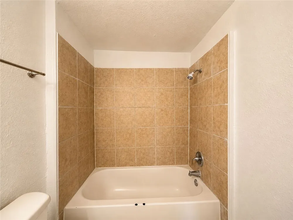 1004 Austin Street #5 Portland, TX 78374