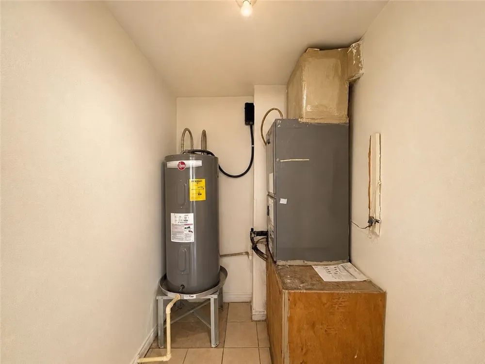1004 Austin Street #5 Portland, TX 78374