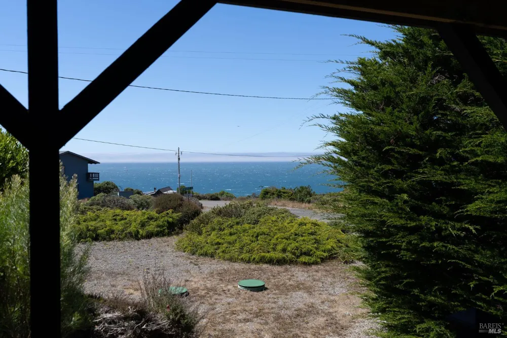 47045 Westward Ho Road Gualala, CA 95445