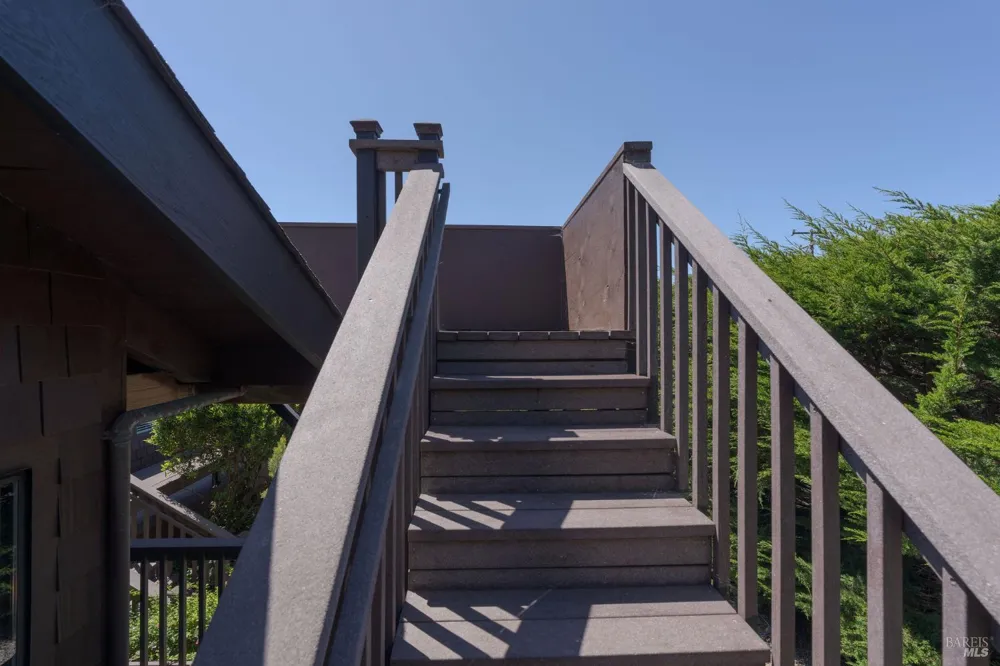 47045 Westward Ho Road Gualala, CA 95445