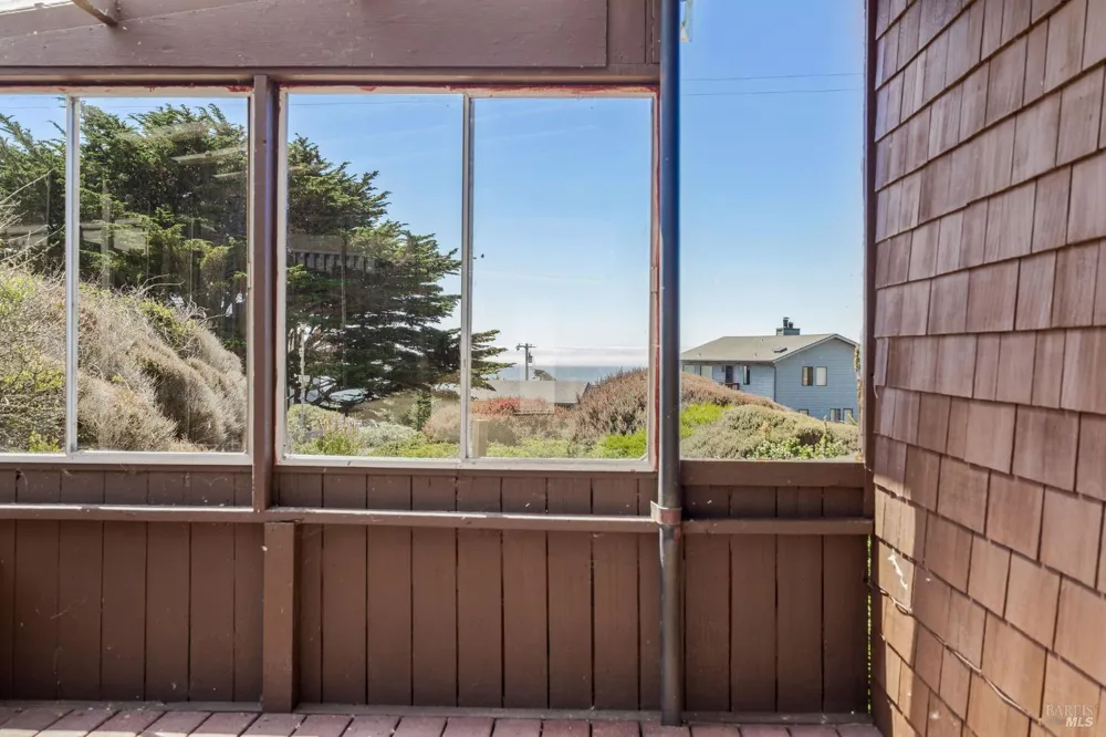 47045 Westward Ho Road Gualala, CA 95445